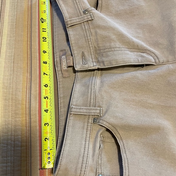 Chico’s Jeans, cream colored - Picture 4 of 7